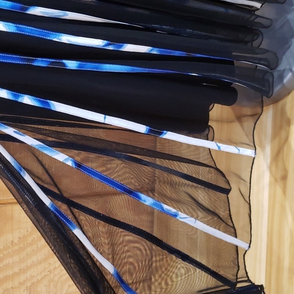 JS Collections Black Blue White Print Ribbon Stripe Sleeveless Dress Size 6 - Picture 6 of 10